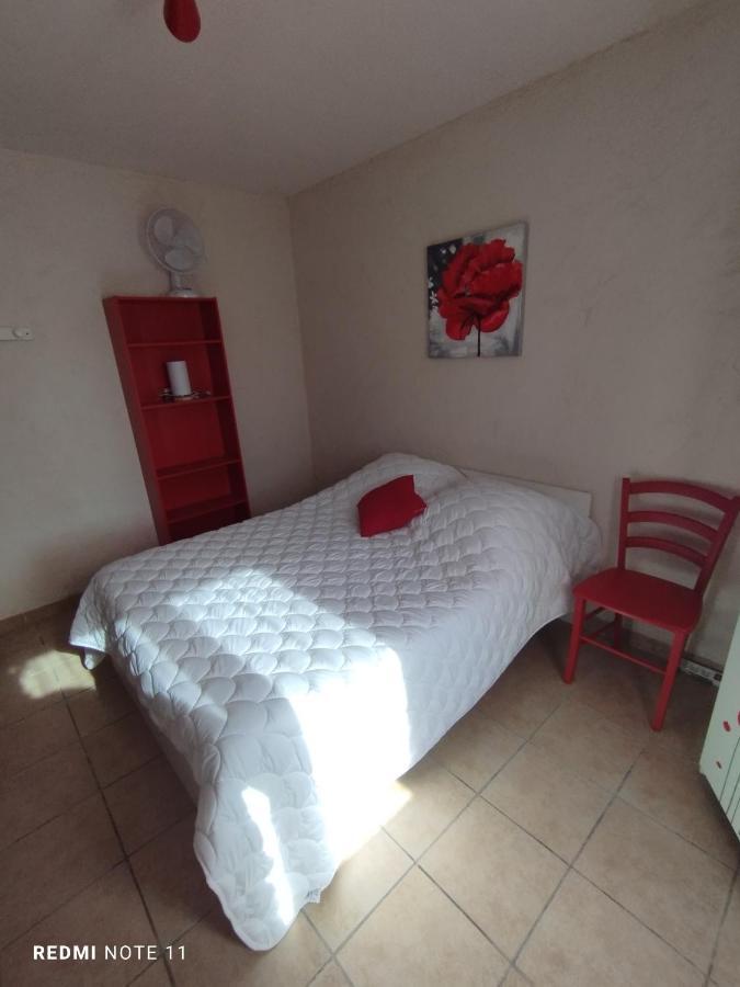 Chambre D Hotes En Provence, Au Pied Du Luberon, Les Coquelicots La Tour-dʼAigues Dış mekan fotoğraf